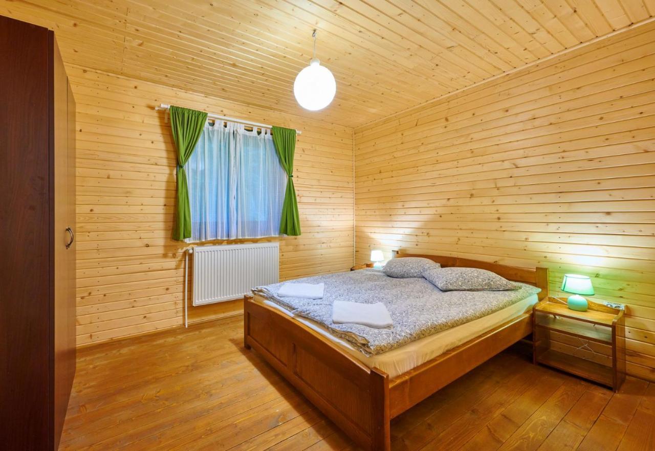 Tusnad Camping 伯伊莱图什纳德 外观 照片