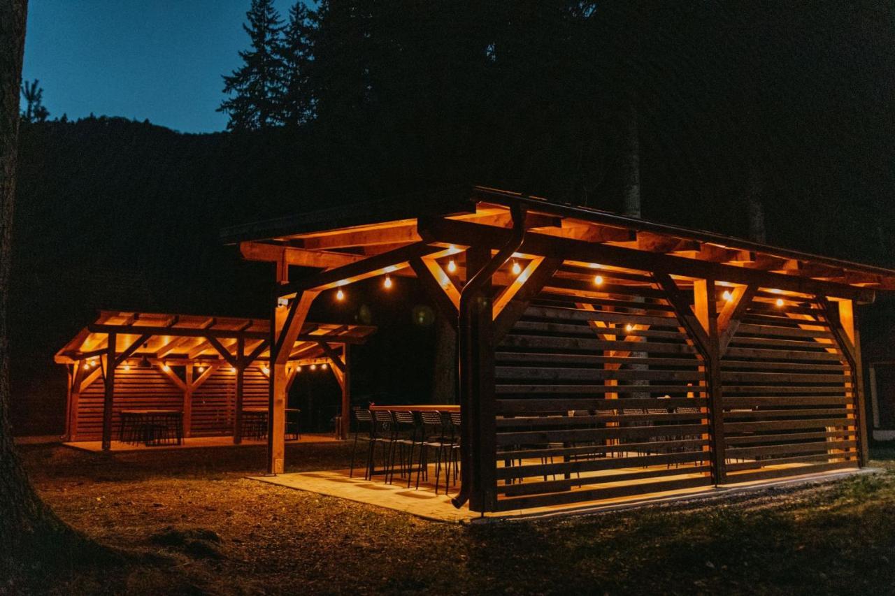 Tusnad Camping 伯伊莱图什纳德 外观 照片